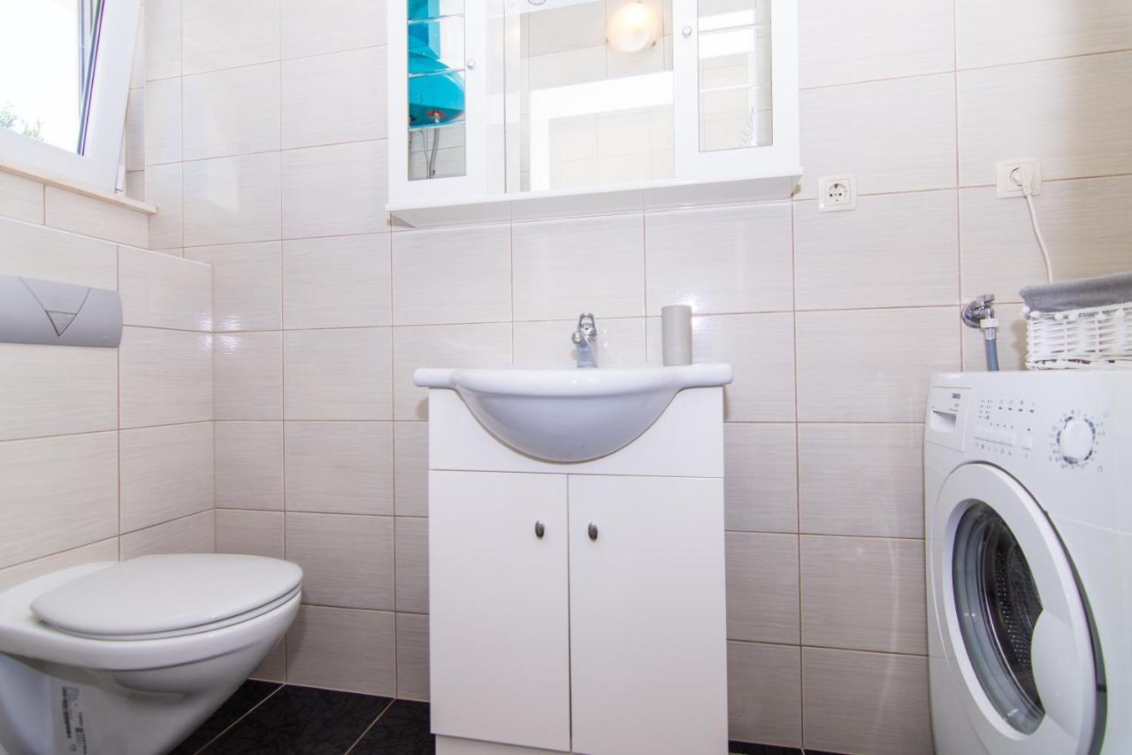 Apartmani Mlacic Donji Okrug Exterior foto