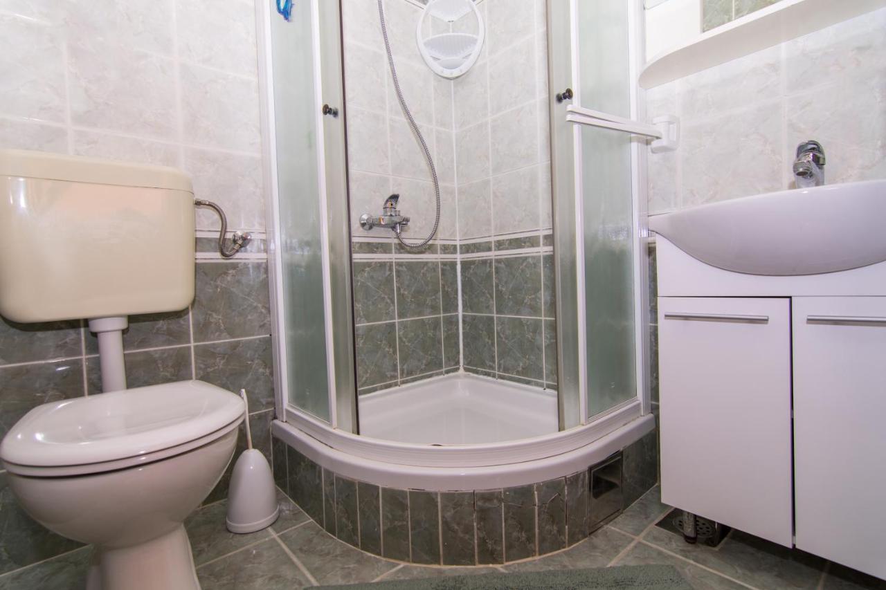 Apartmani Mlacic Donji Okrug Exterior foto